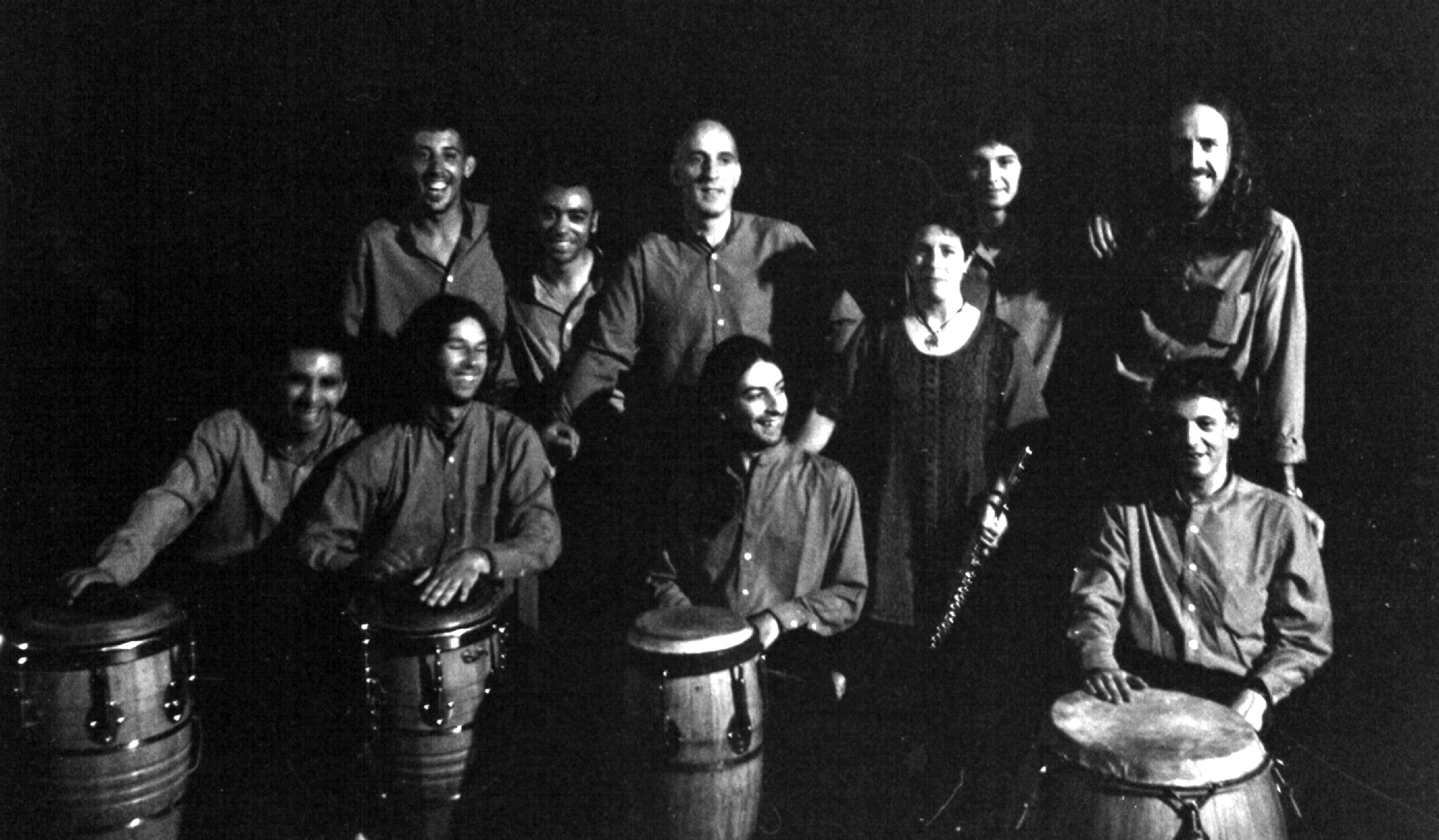 Integrantes de Sobremaderas, Teatro del Mercado, Montevideo, 1998